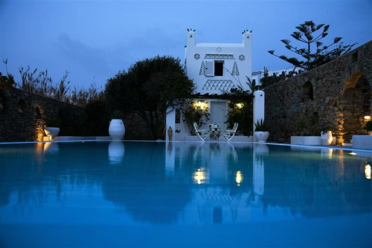 Pool Area, Villa Hurmuses, Mykonos, Greece. Website: Www.mykonosvilla.com