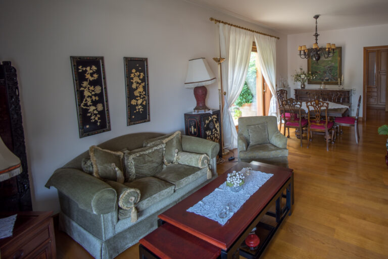 Living Room D