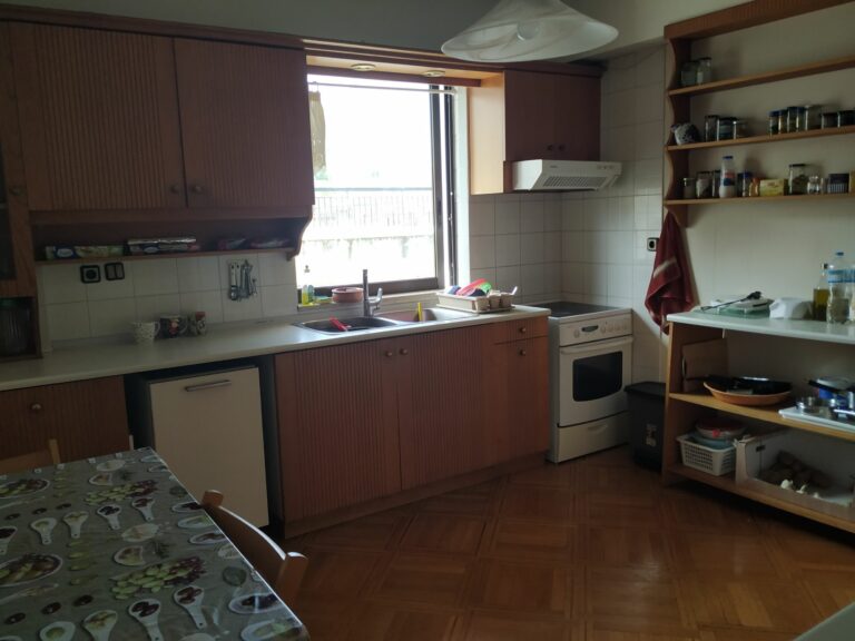 Kitchen B