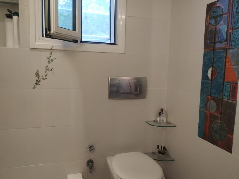 bathroom b