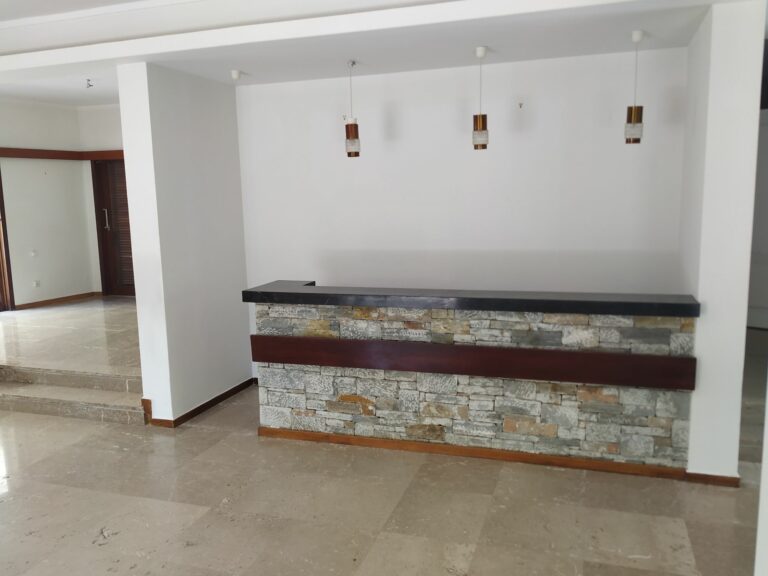 bar