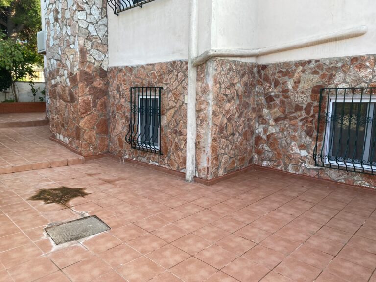 courtyard d