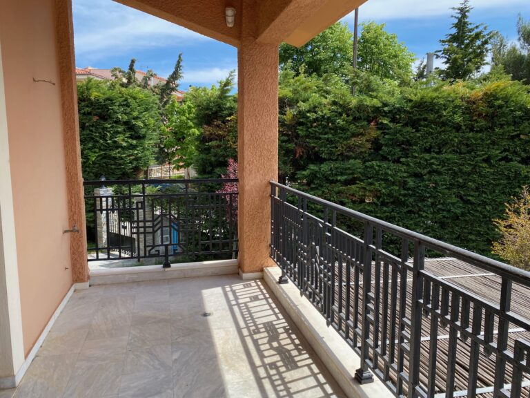 veranda