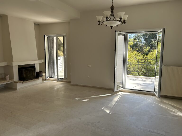 living room e living room e